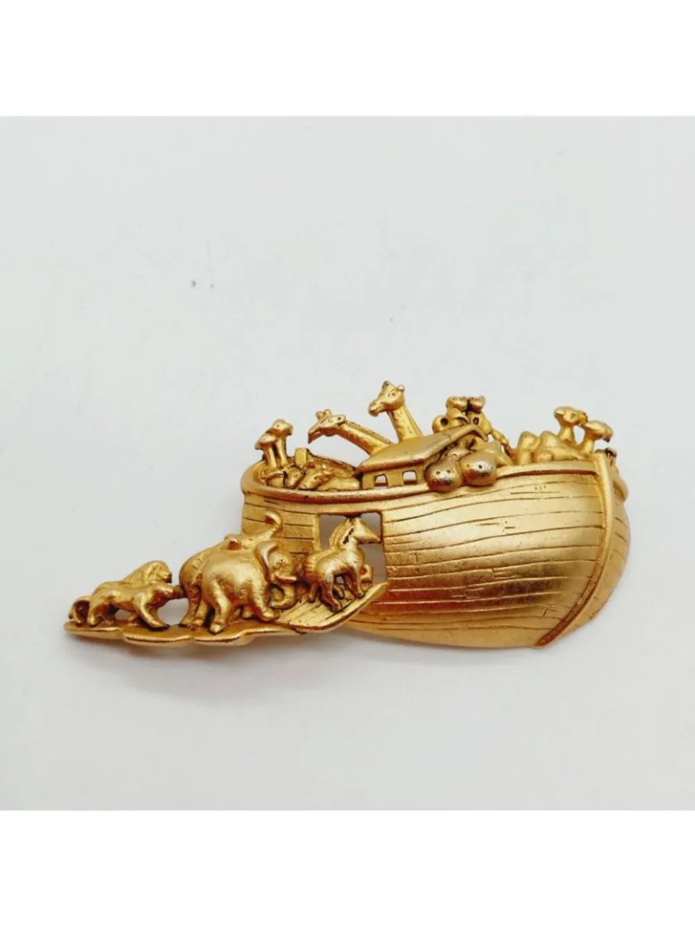 AJC Noah Ark Gold Tone Brooch Pin signed Vintage